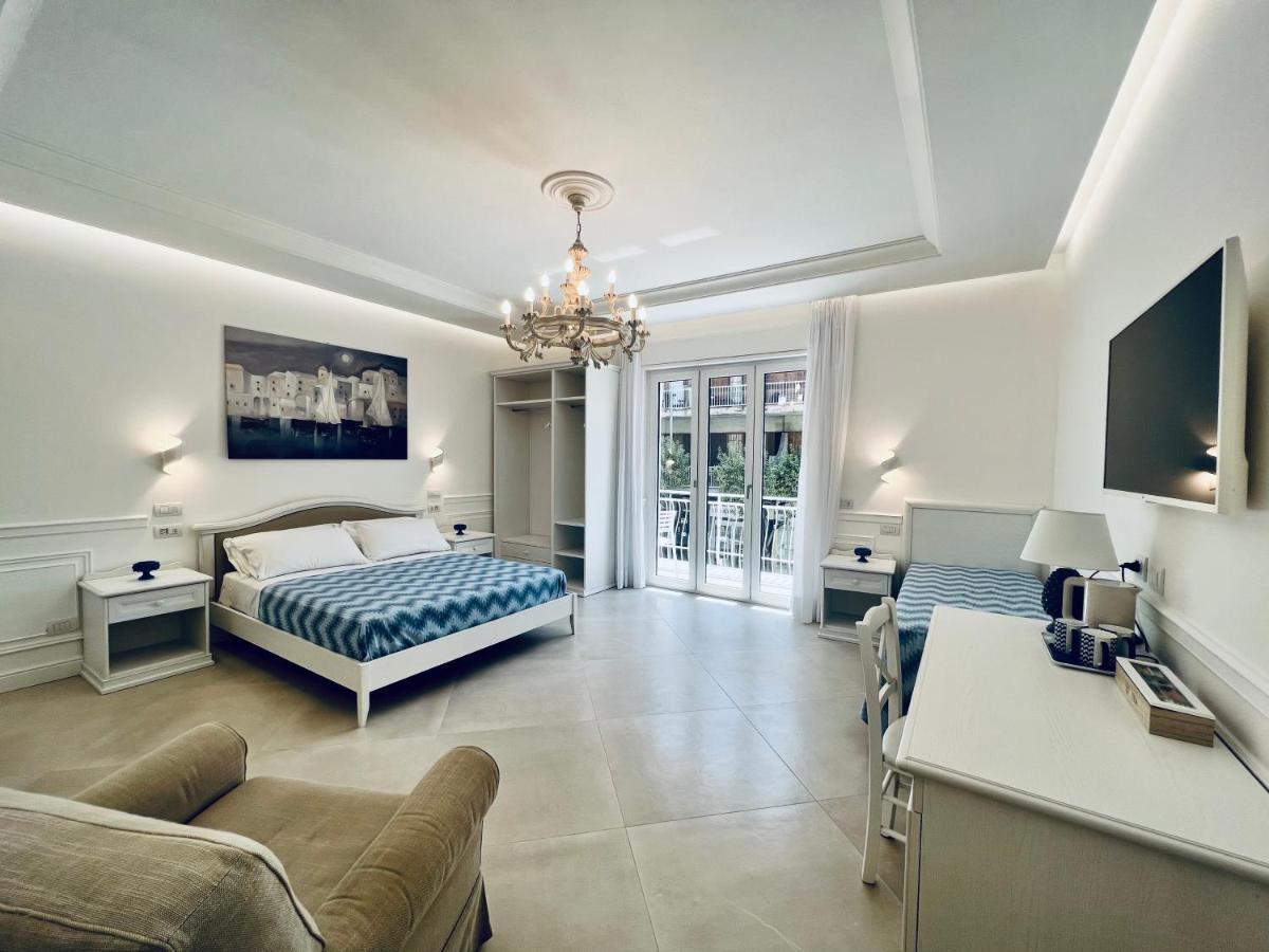 Palazzo Mauro Sorrento Luxury Rooms Экстерьер фото