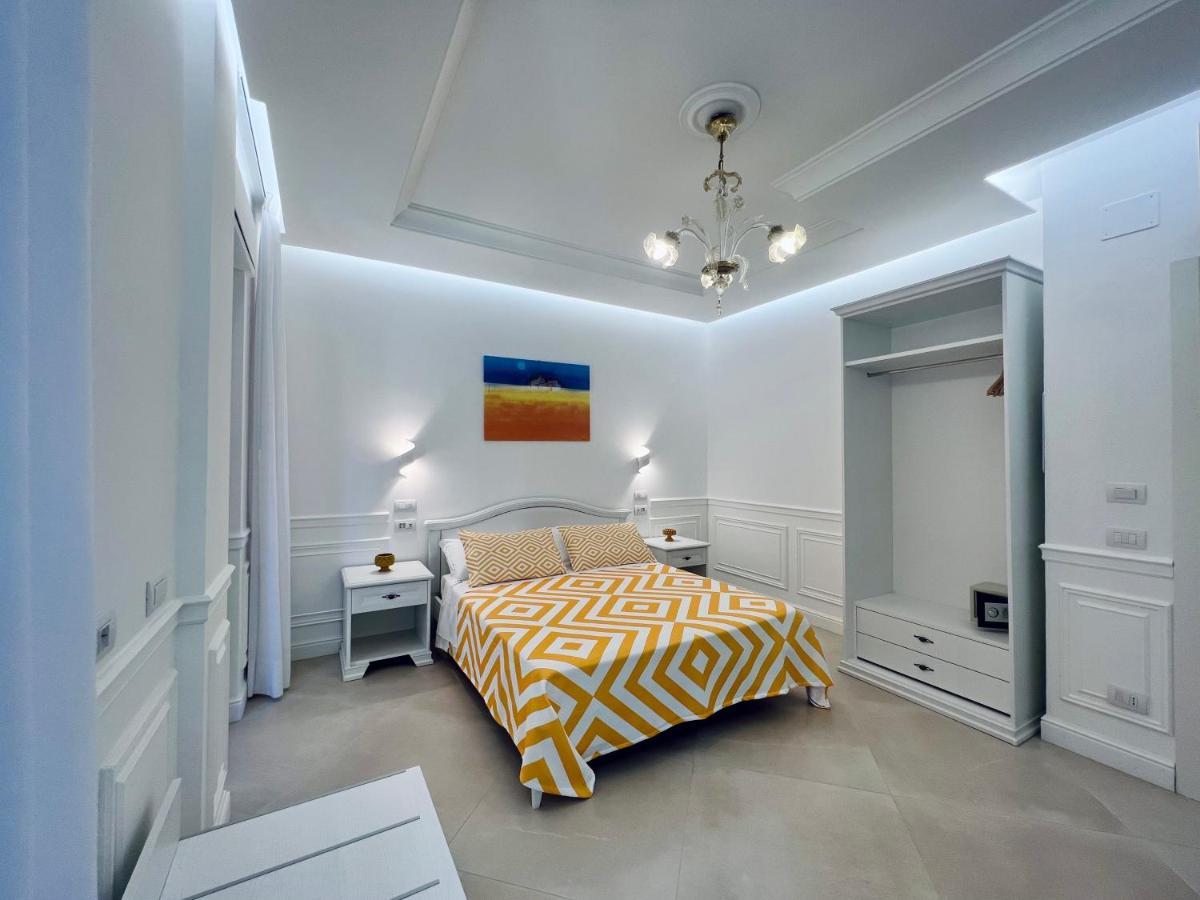Palazzo Mauro Sorrento Luxury Rooms Экстерьер фото