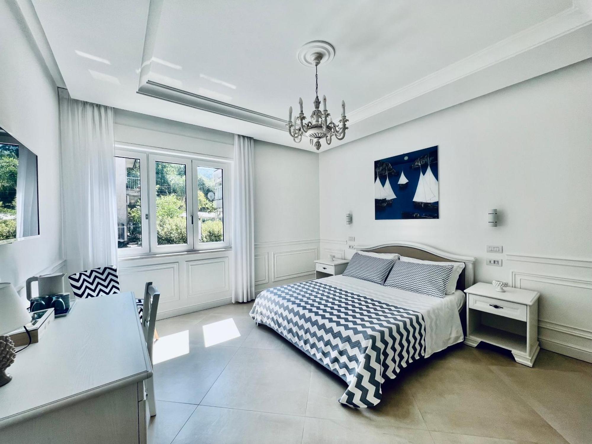 Palazzo Mauro Sorrento Luxury Rooms Экстерьер фото